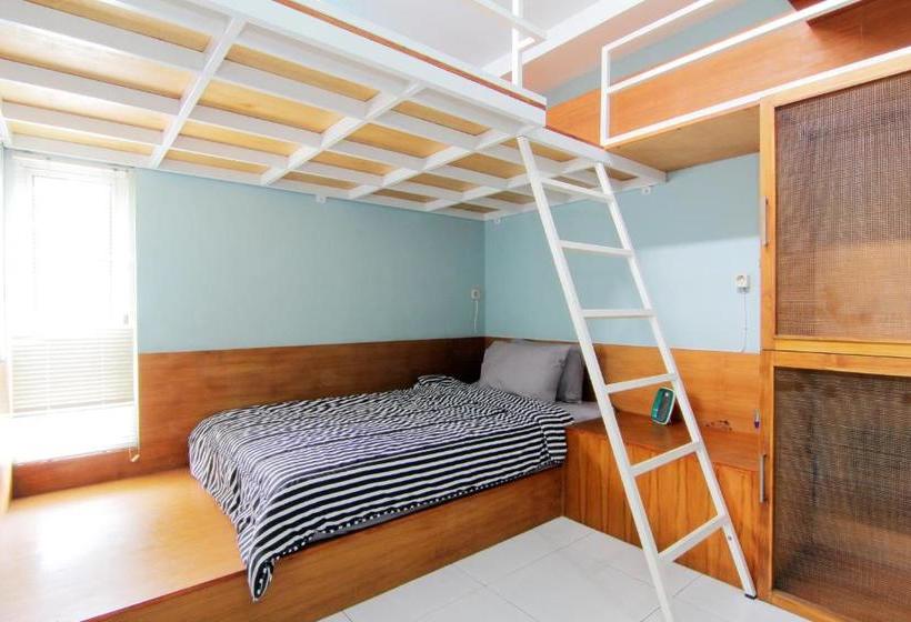 تختخواب و صبحانه Tura Turu Ngawen