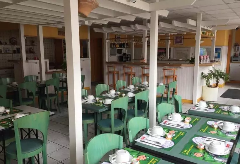 Fasthotel Plaisir