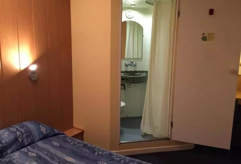 Fasthotel Plaisir
