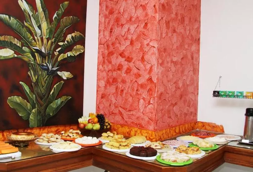 ホテル Cazuza Palace