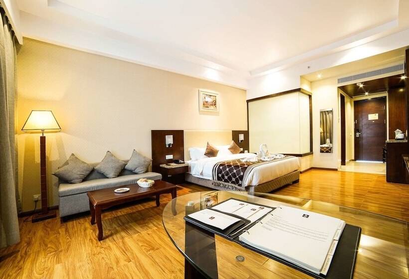 בית מלון כפרי Clarion Inn Jaipur