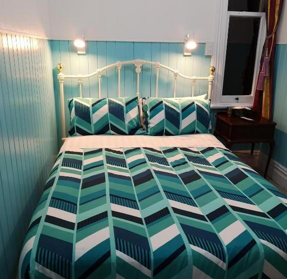 Отель Golden Cross