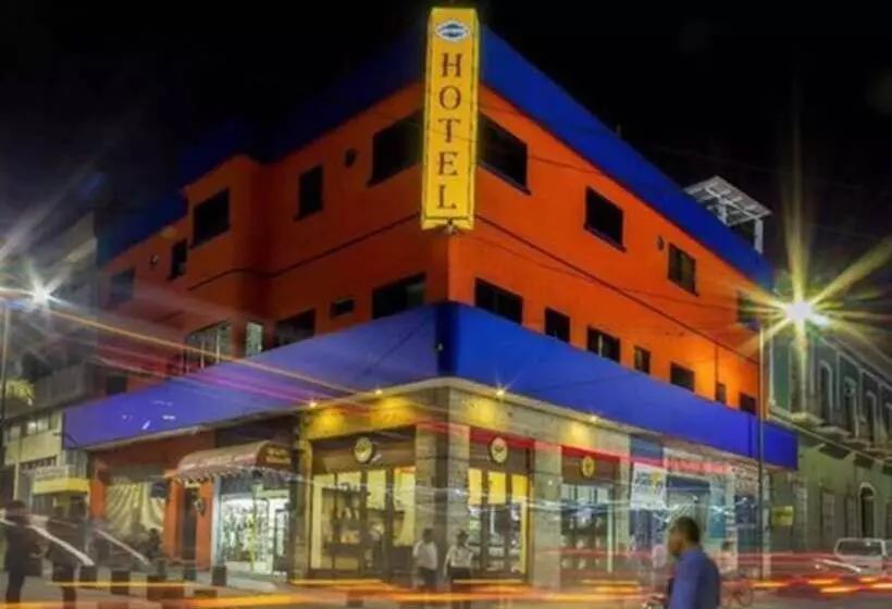 Hotelli Los Reyes