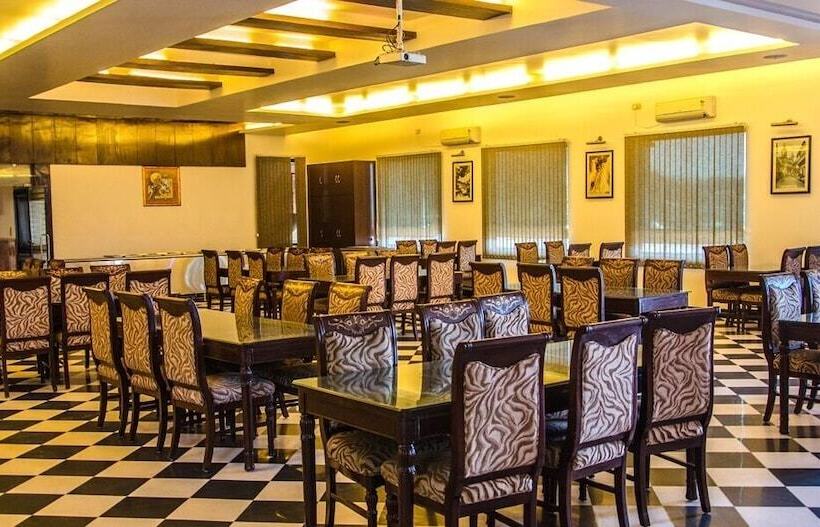 ホテル Shilton By Royal Collection