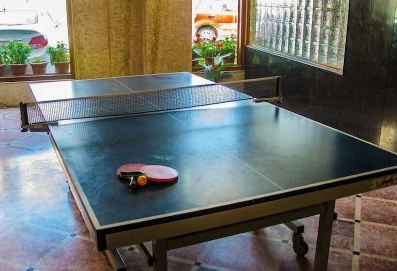 ホテル Shilton By Royal Collection