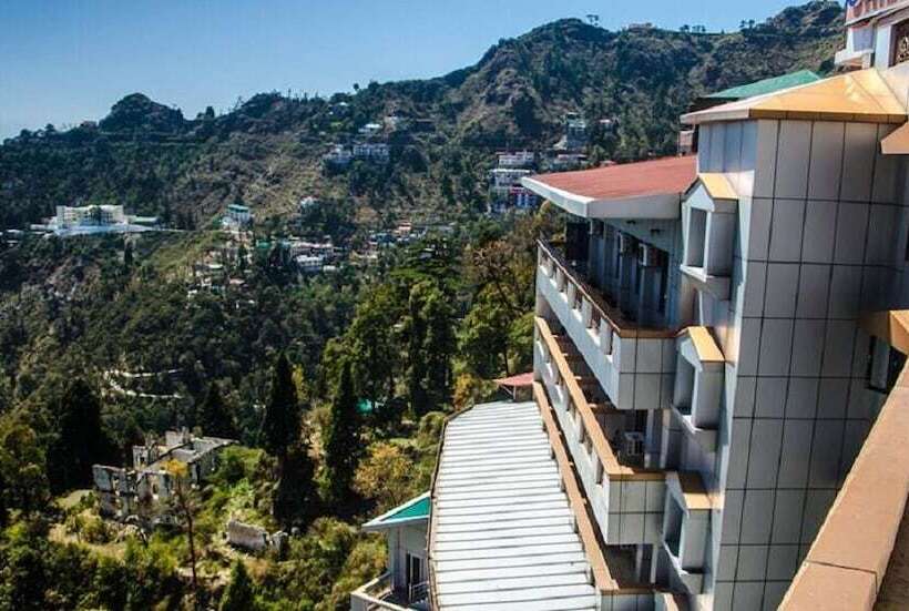 ホテル Shilton By Royal Collection