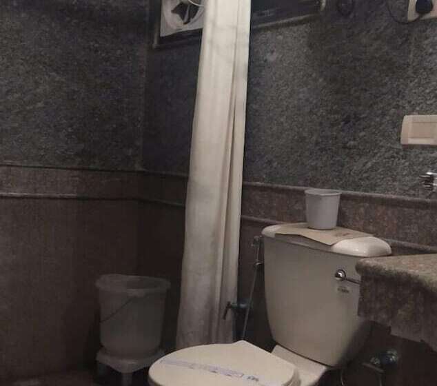 ホテル Shilton By Royal Collection