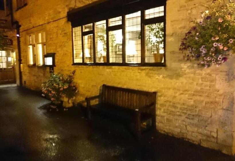 בית מלון כפרי Stow Lodge