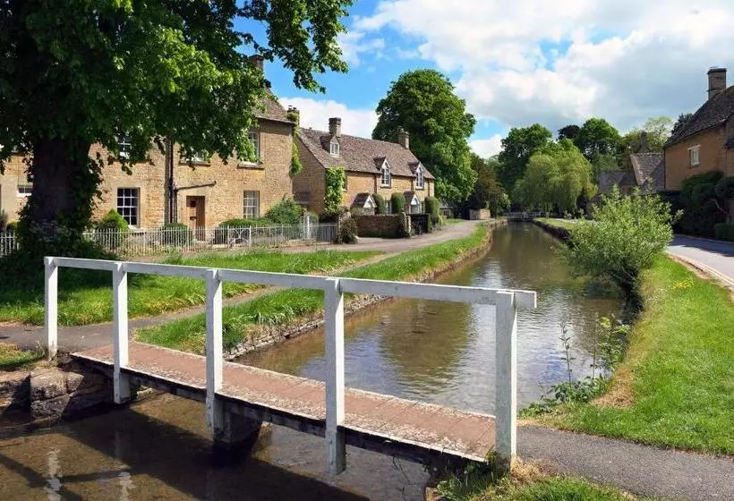 Hotelli Stow Lodge