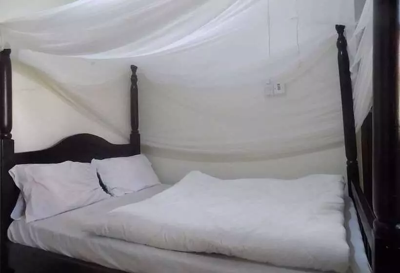 Livani Beach Motel