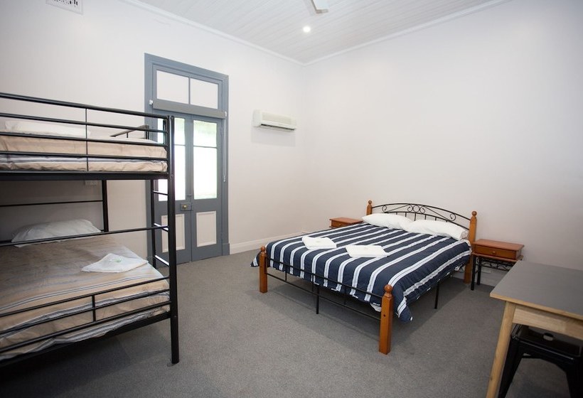 Australian Hotel Grafton