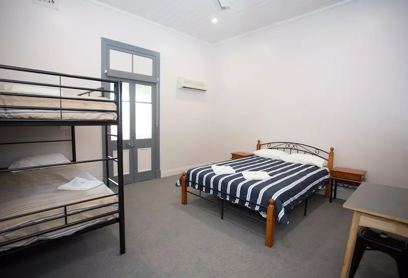 Australian Hotel Grafton