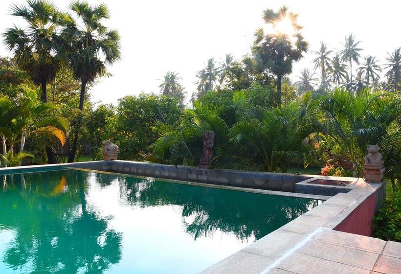 تختخواب و صبحانه Lily Pool Villa