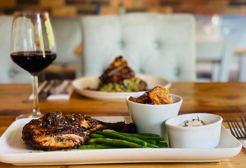 민박 The Punchbowl Lapworth