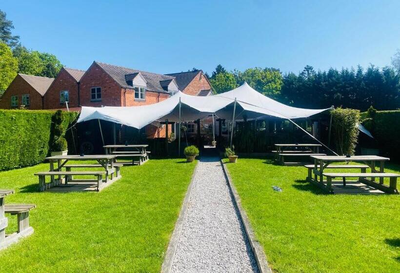 민박 The Punchbowl Lapworth