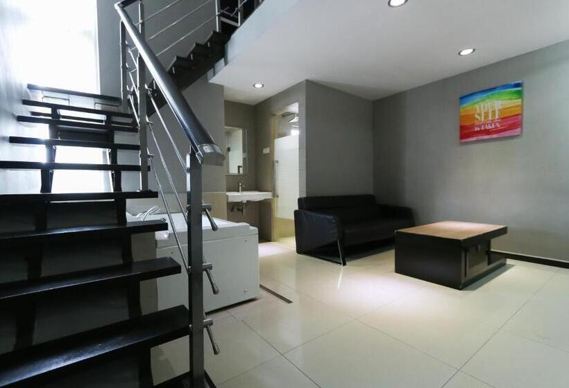 ホテル 99   Bandar Botanik Klang