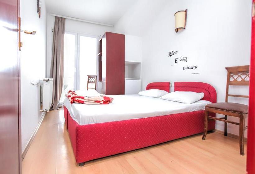 Hotel Art Theatre Caffe