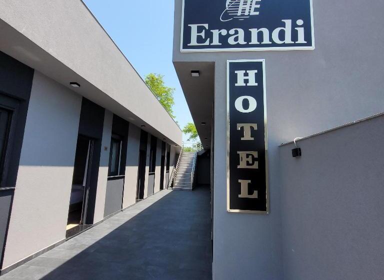 בית מלון כפרי Erandi