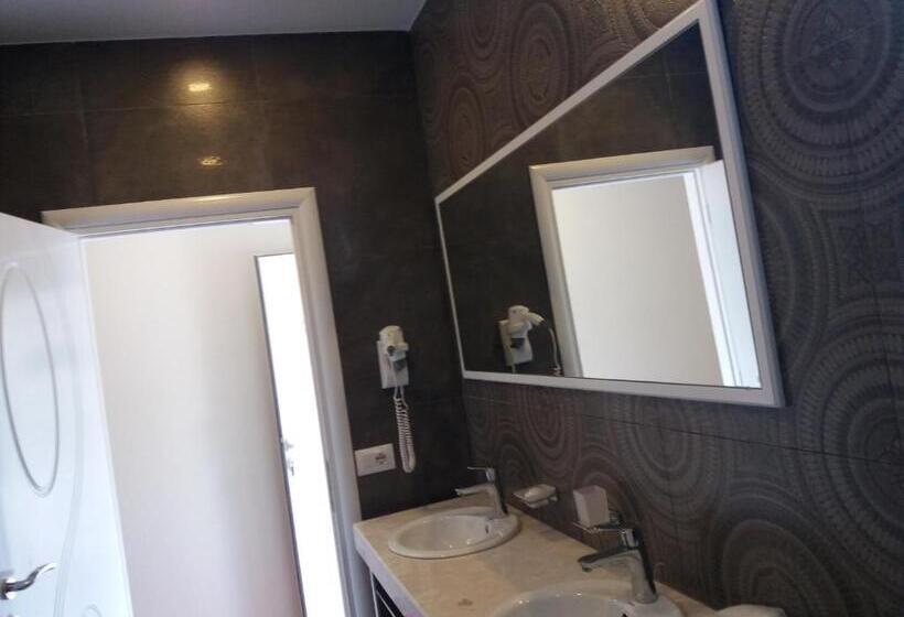 בית מלון כפרי Erandi