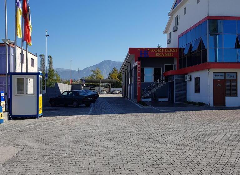 בית מלון כפרי Erandi