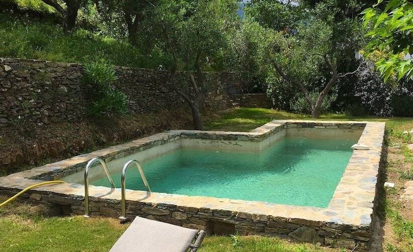 בית מלון כפרי Misincu