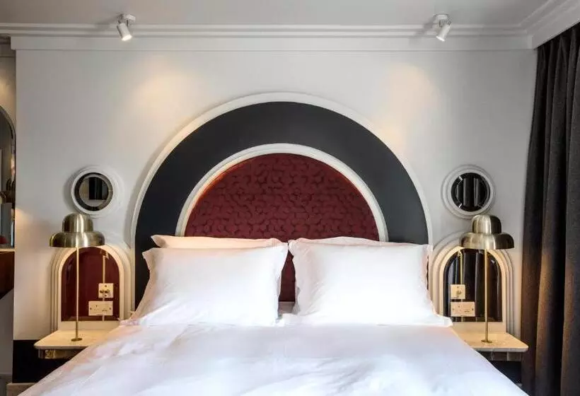 Hotel Henrietta Experimental
