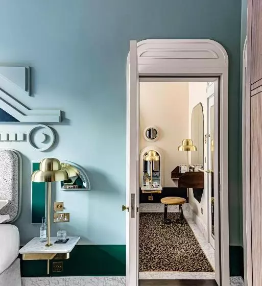 Hotel Henrietta Experimental