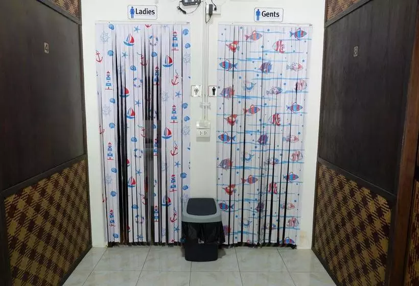 Lipe Hostel