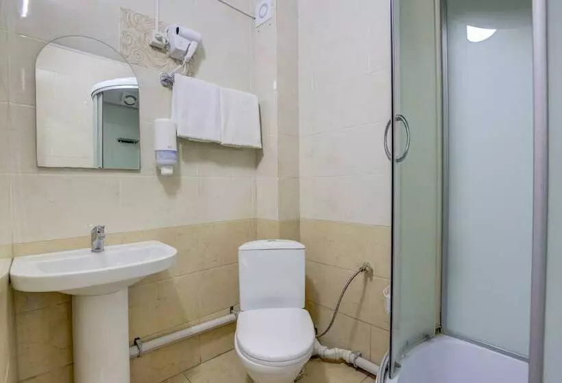 Viva Hotel   Hostel