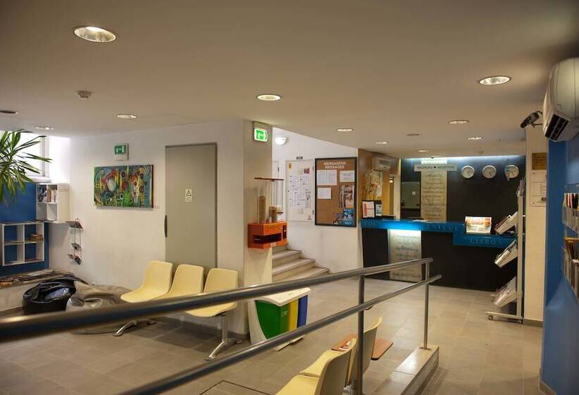 הוסטל Hi Lisboa  Pousada De Juventude