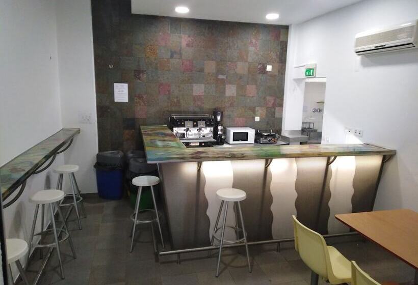 הוסטל Hi Lisboa  Pousada De Juventude