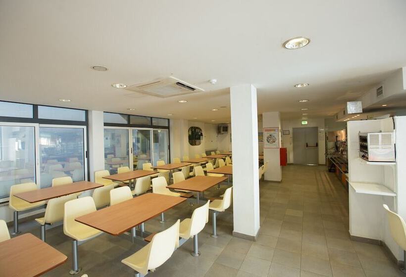 הוסטל Hi Lisboa  Pousada De Juventude