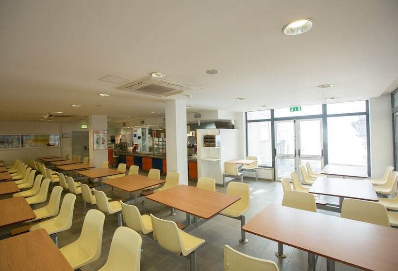 הוסטל Hi Lisboa  Pousada De Juventude