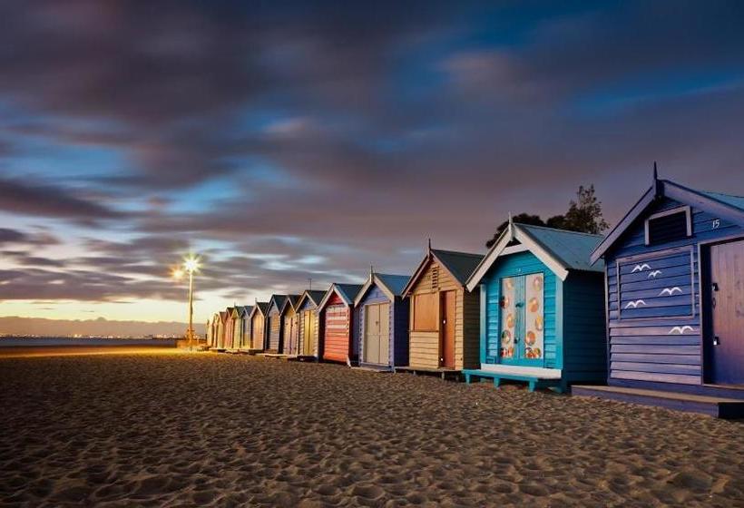 فندق Alston House