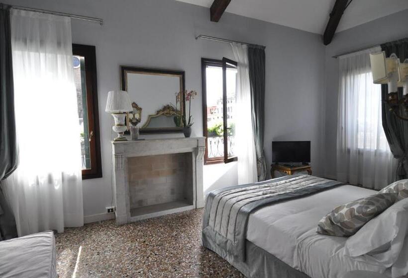 تختخواب و صبحانه Casa Colleoni