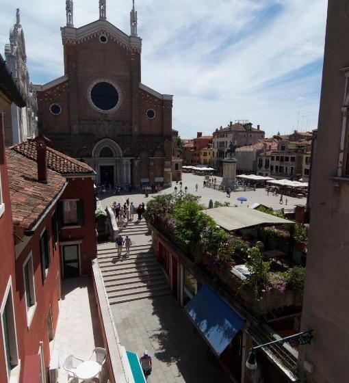 تختخواب و صبحانه Casa Colleoni