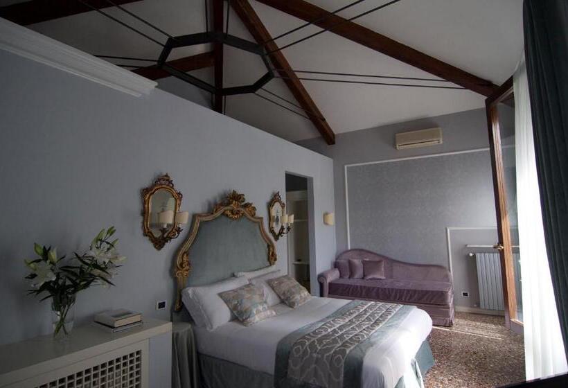 تختخواب و صبحانه Casa Colleoni