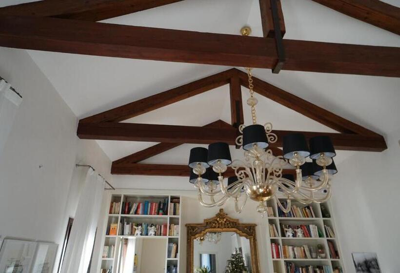 تختخواب و صبحانه Casa Colleoni