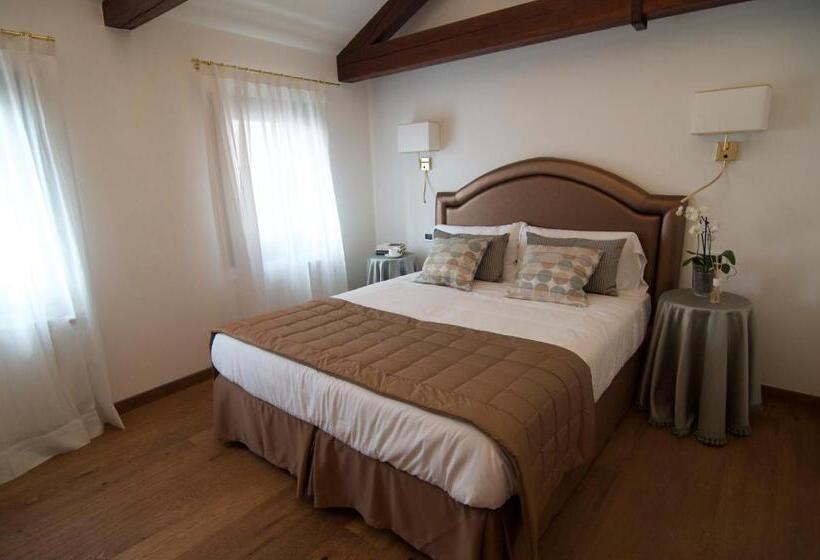 تختخواب و صبحانه Casa Colleoni