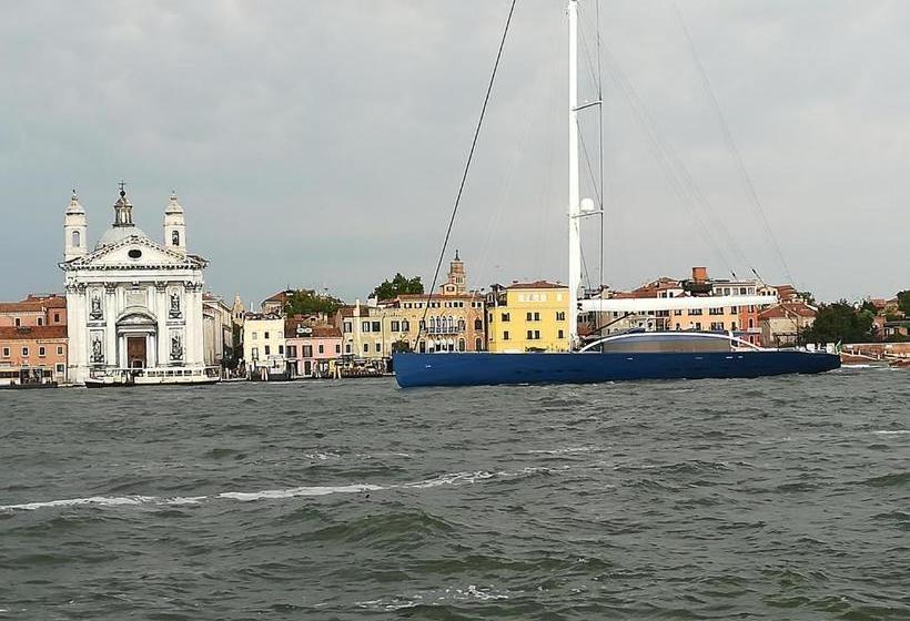 تختخواب و صبحانه Casa Genoveffa