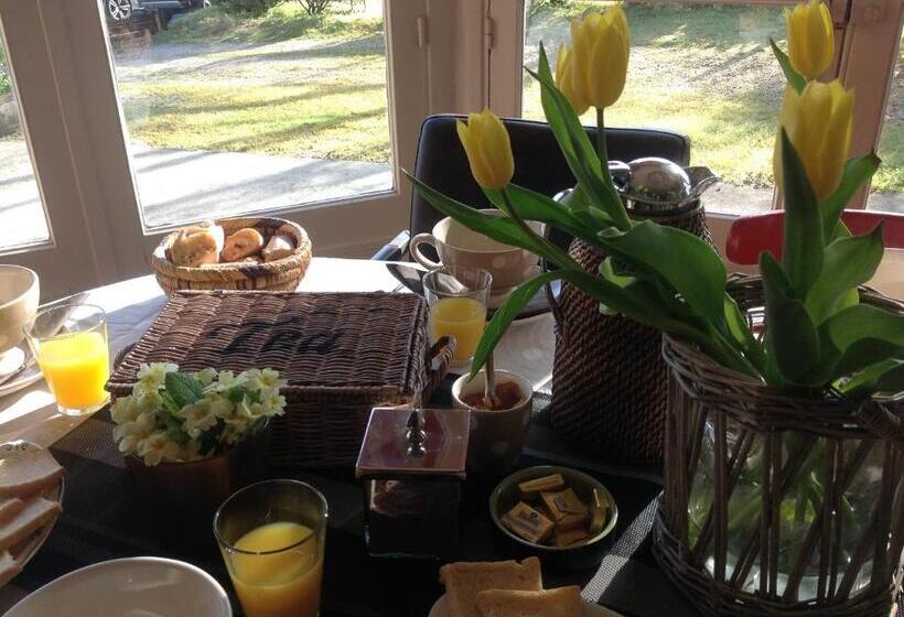 ベッドアンドブレックファースト La Villa Des Rosiers