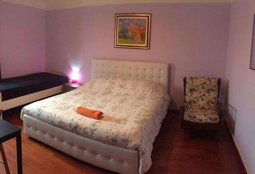 Nocleg ze śniadaniem Pang S Guesthouse