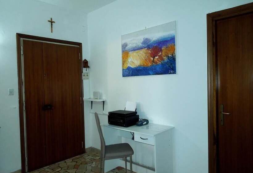 Nocleg ze śniadaniem Pang S Guesthouse