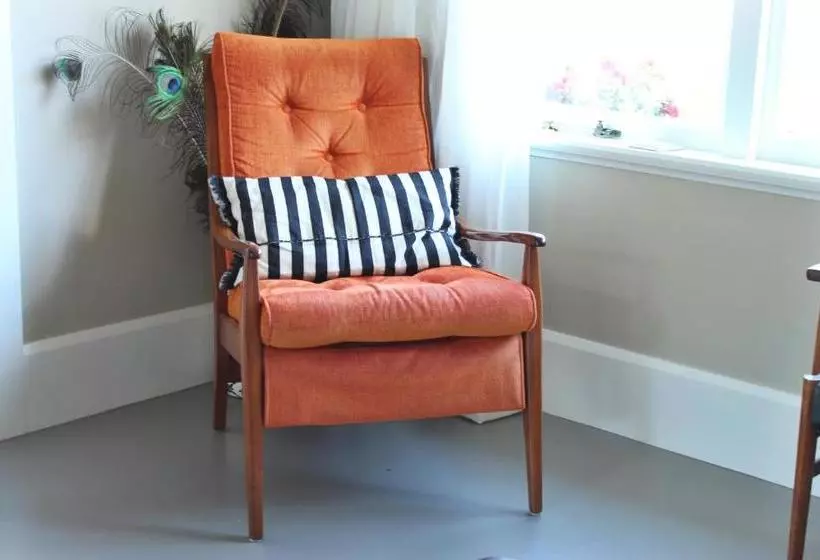 Browns Boutique Bed And Breakfast