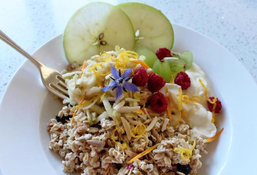 Browns Boutique Bed And Breakfast