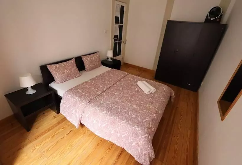 مسافرخانه City Center Guest House