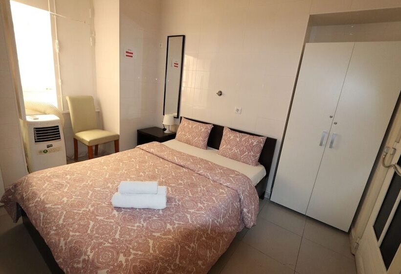 مسافرخانه City Center Guest House