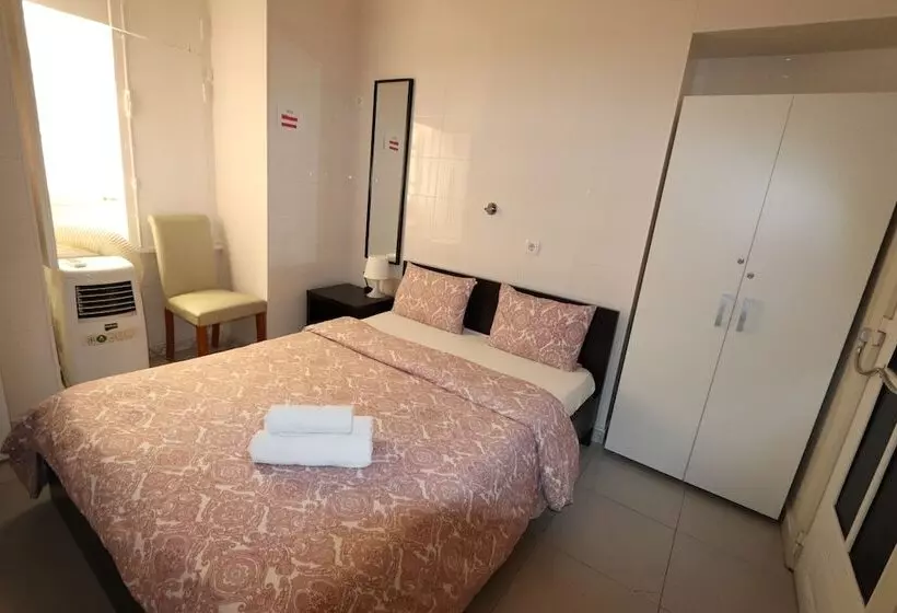 مسافرخانه City Center Guest House