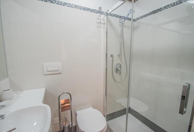 مسافرخانه Morettino