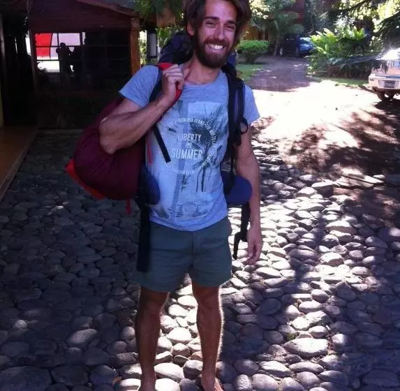 هتل Caleta